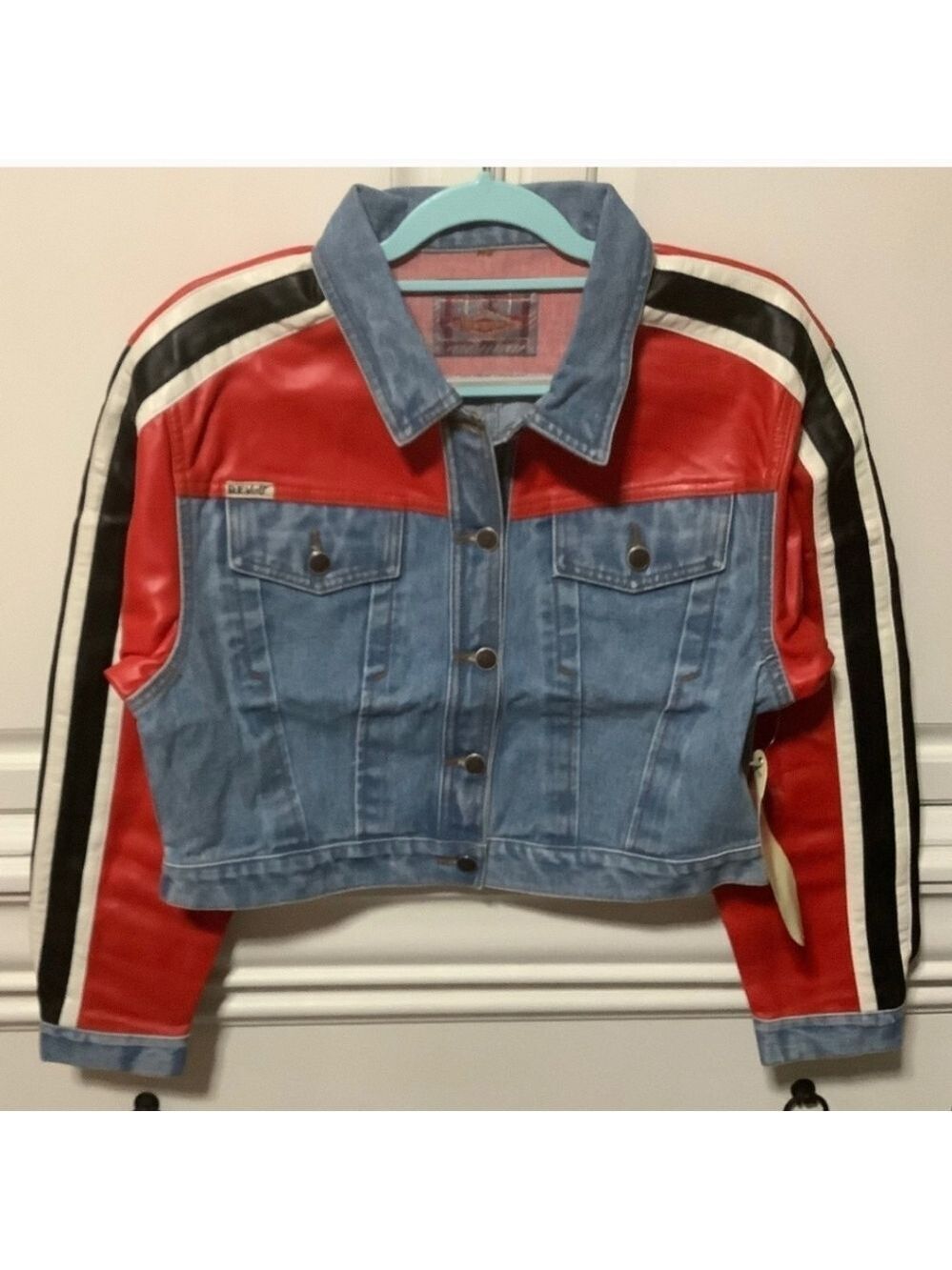 Denim & Red Colorblock Cropped Jean Jacket